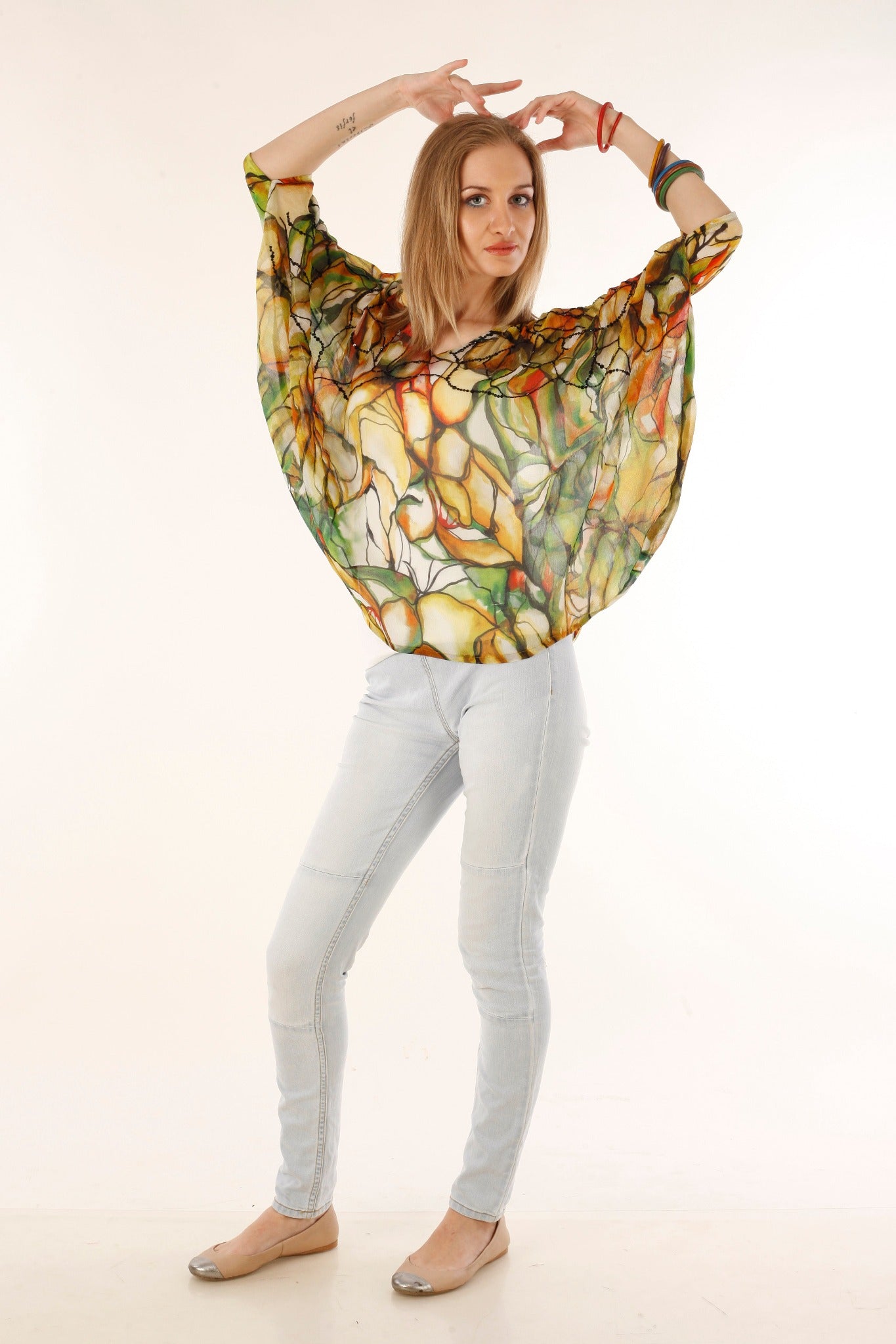 Bat-wing Floral Top with Sequined Embroidery - CHANGE!